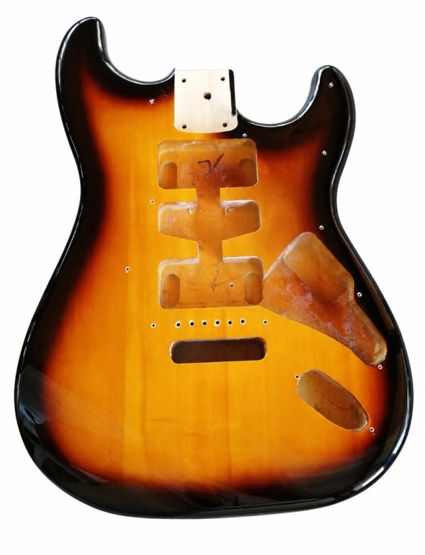 Corpo chitarra SMT tipo Stratocaster Sunburst in ontano massello – fronte